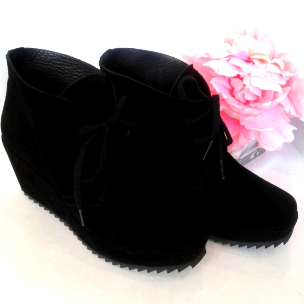 Pedro Garcia black suede leather wedge  boo
